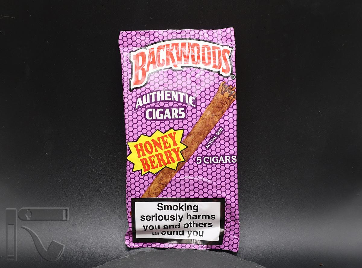 Сигариллы Backwoods Honey Berry. Фото: © канал "Уголок Курильщика"
