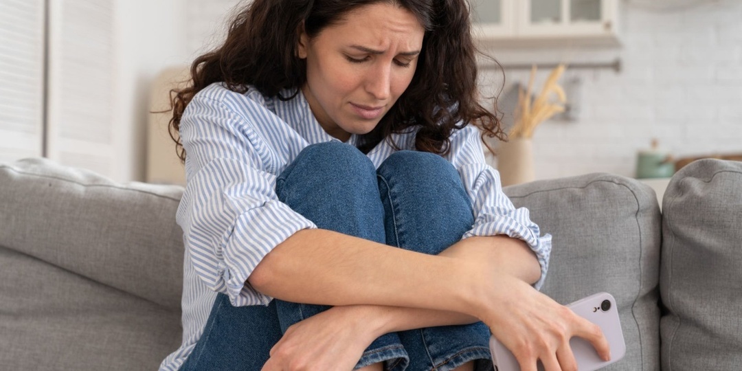 – Когда ты скажешь ей? – я увидела сообщение на телефоне мужа от любовницы