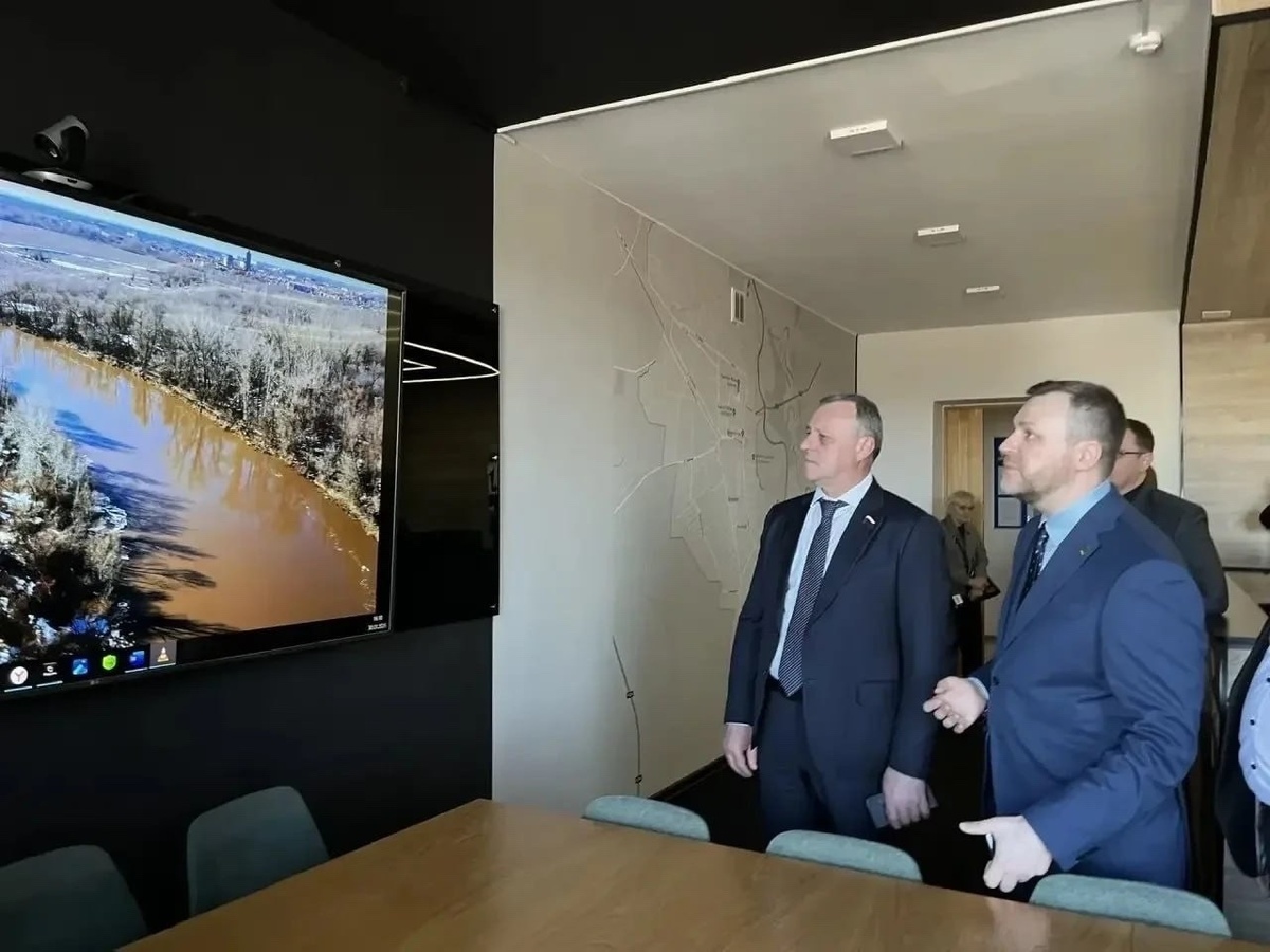    Дважды в день замеряют уровень воды и направляют отчет экспертам: Олег Димов рассказал про сотрудничество волонтеров и РосГидроМета