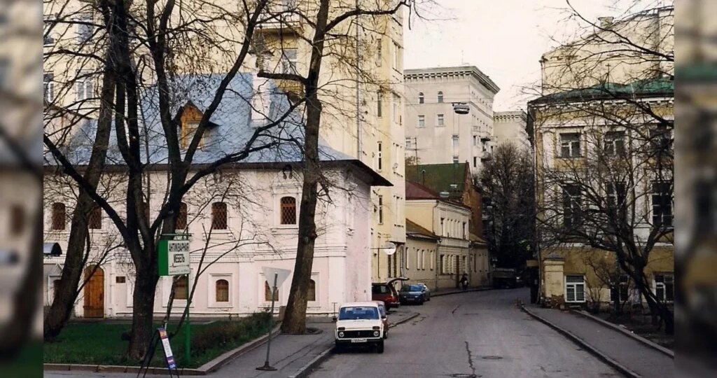 Брюсов переулок: где жила элита искусства СССР в центре Москвы и почему это место до сих пор недооценивают
