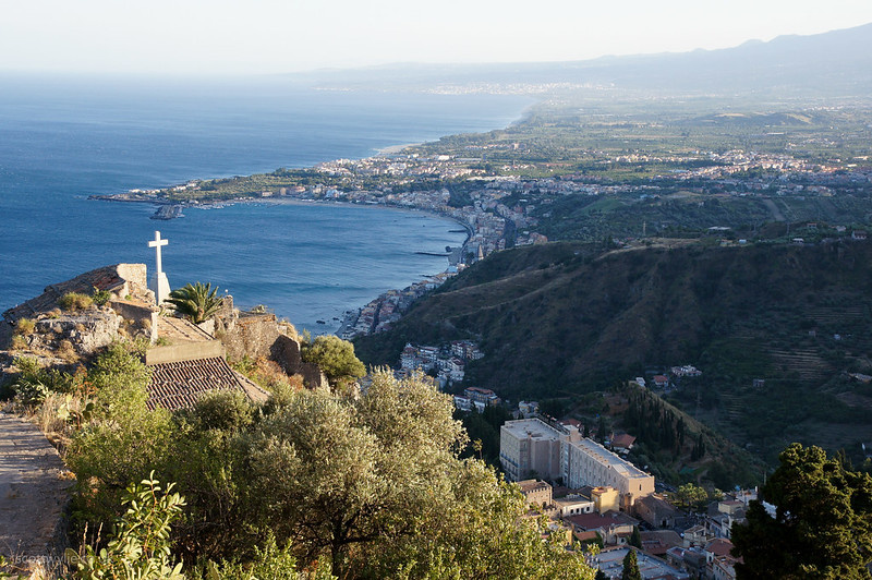     Сицилия    
(сс) Scott Wylie