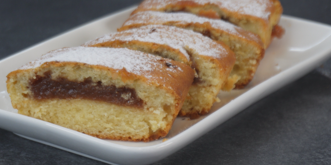 Проще некуда! Пирог с вареньем без хлопот, мой любимый способ выпечки...