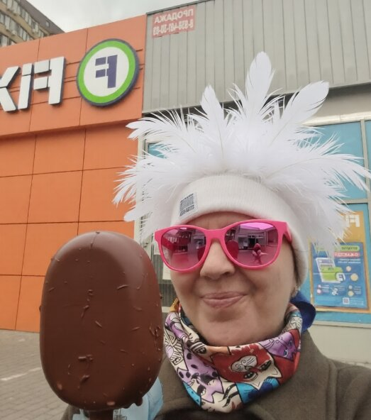 Неизвестная женщина прошлой весной