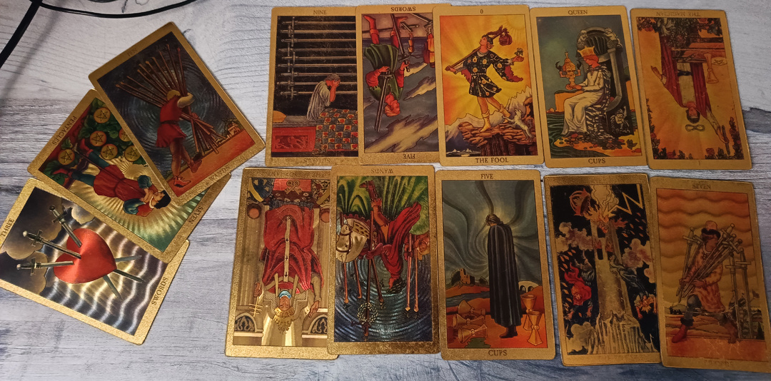 Вы расстались. Зачем ему были нужны Ваши отношения? Таро расклад