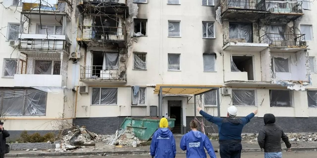 «Наша главная задача — сделать всё быстро, чтобы люди как можно скорее вернулись в свои дома, где безопасно и комфортно», – Михаил Развожаев