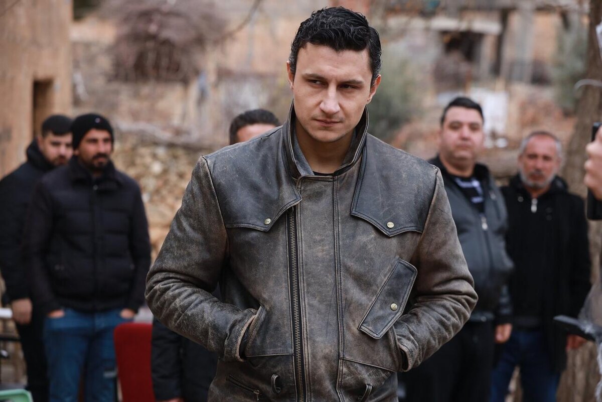 «Далекий город», 2024 — настоящее время. Фото: кадр из сериала