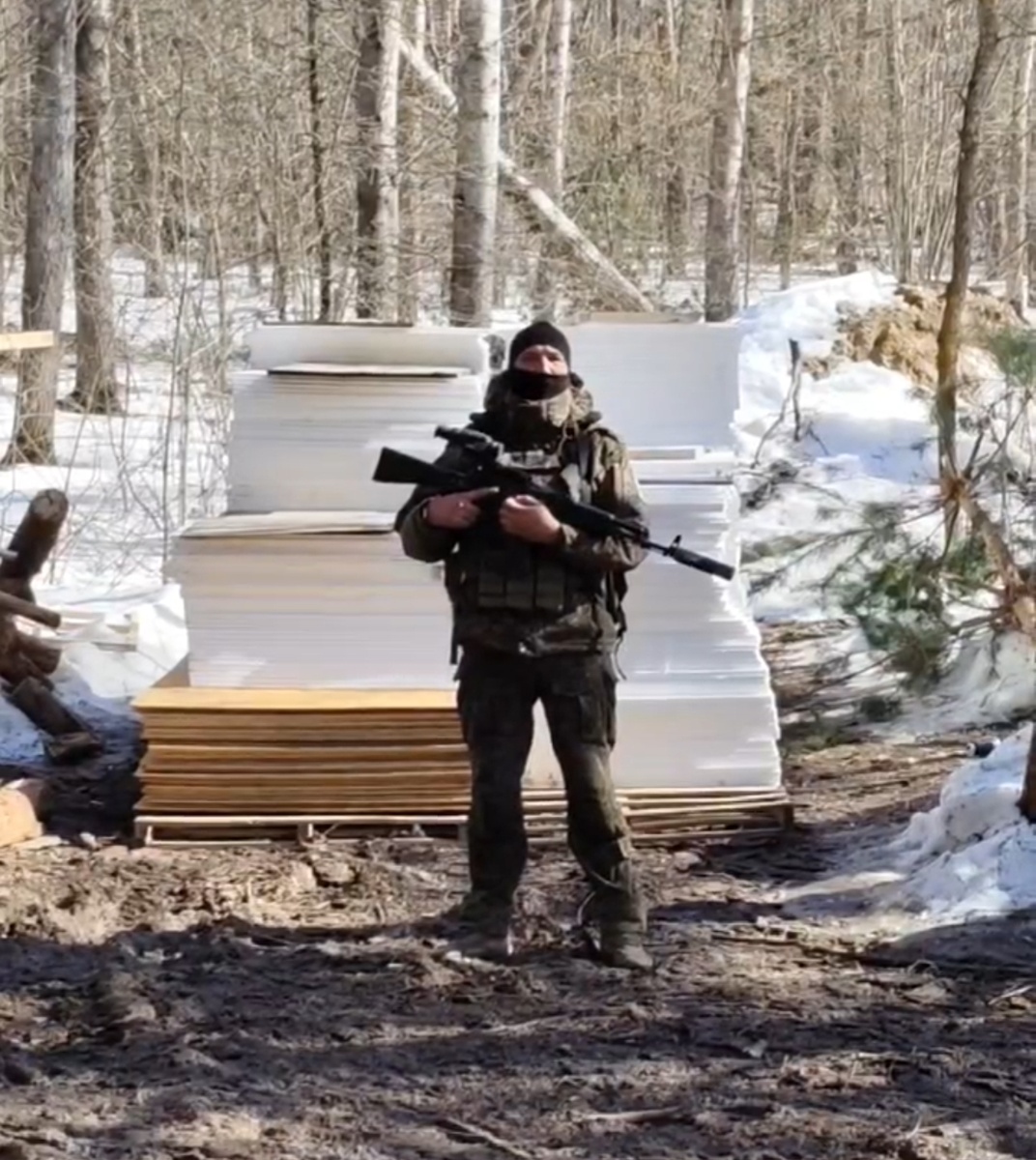 Военные волонтёры