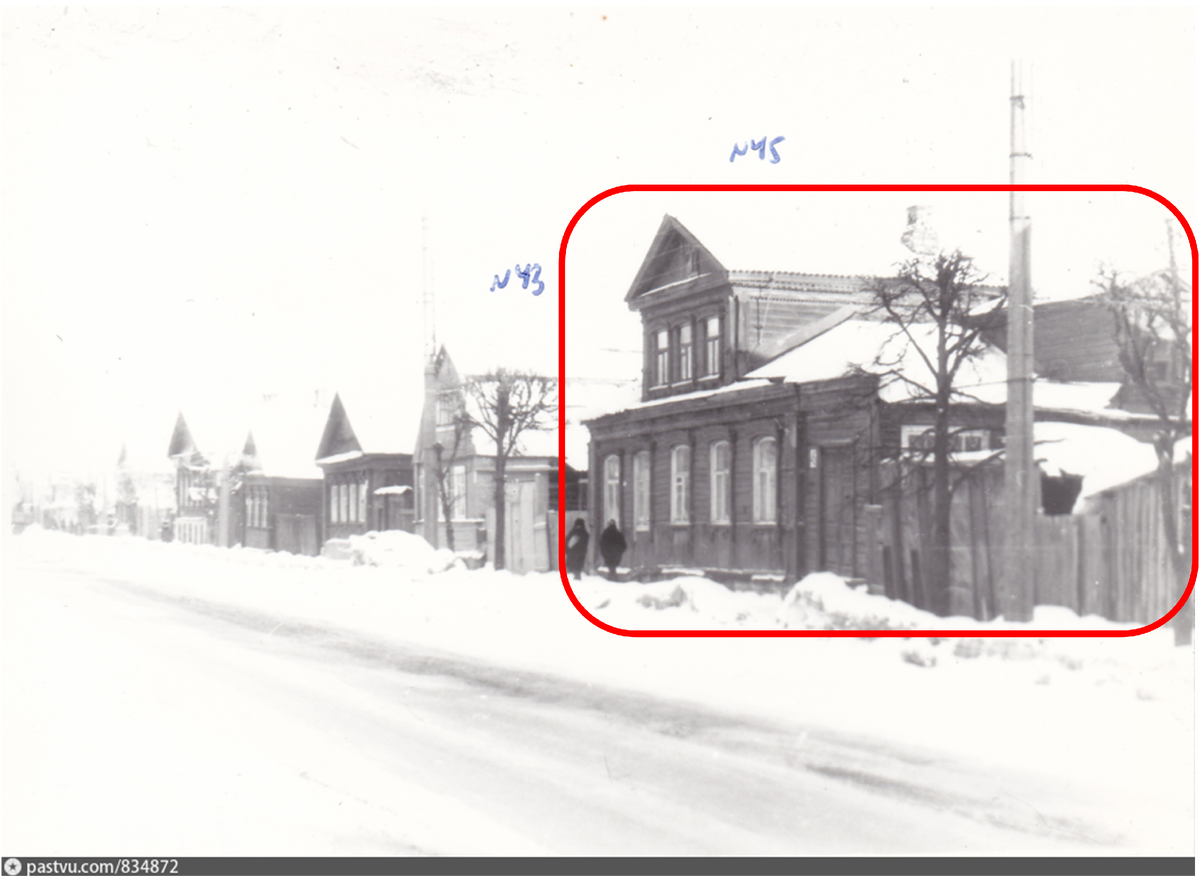 Вид на здание Объекта в застройке улицы Брагина, 1994 г.