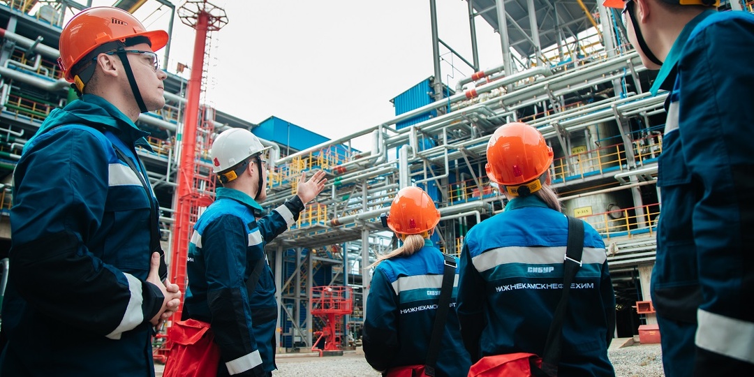 На «Нижнекамскнефтехиме» произошел крупный пожар. Что известно к этому часу