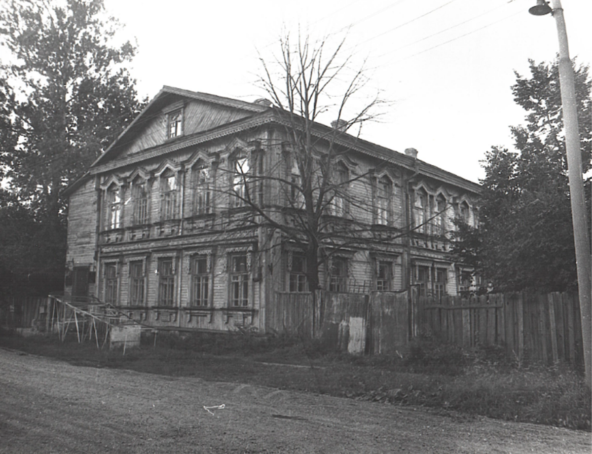 Общий вид на здание Объекта, вторая половина 1980-х гг.