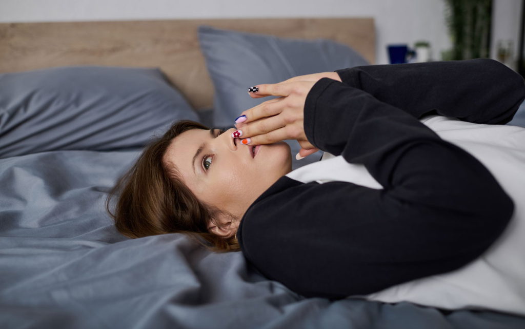  Чувство вины обостряется, когда человек не может смириться с собственной обычностью и несовершенством. Фото: envato elements