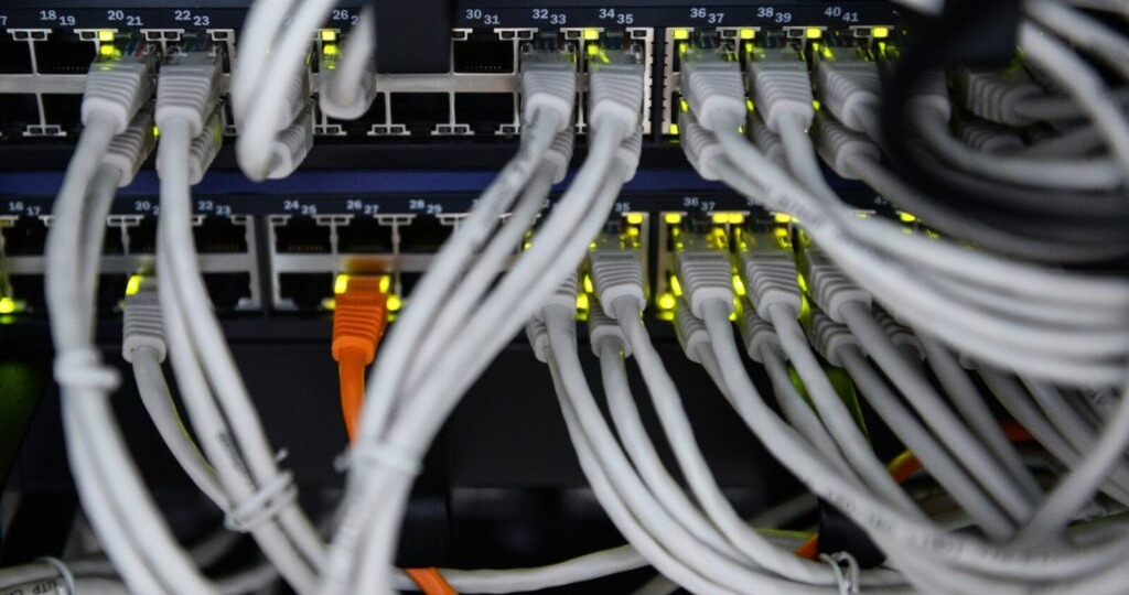 Нефть угрожает инвестициям в ИИ