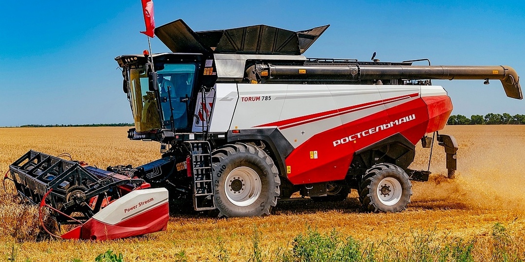 На любой «вкус и кошелёк»: Весь модельный ряд зерноуборочных 🌾🌻 комбайнов Ростсельмаш