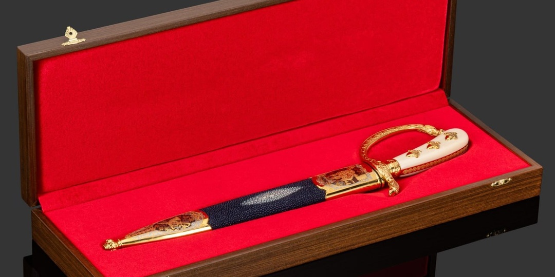 🔥 Охотничий кинжал «Хиршфангер» — редчайший шедевр российского оружейного искусства 2012 года