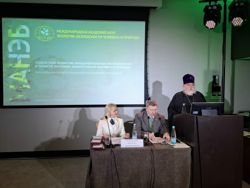    Глава митрополии Карелии получил «Золотой крест» за развитие экологии Православие в Карелии