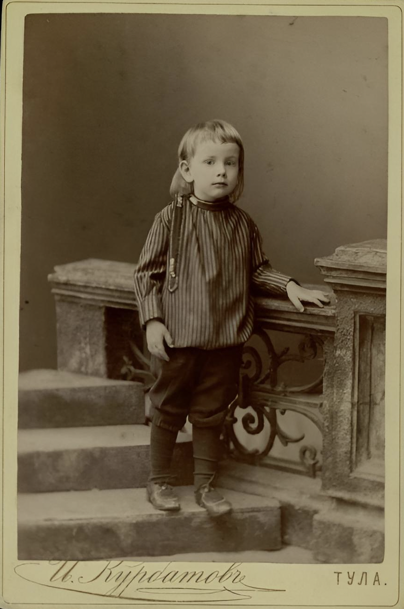 Ванечка – младший сын Л.Н. и  С.А. Толстых, 1891 г. Государственный музей-заповедник Л.Н. Толстого