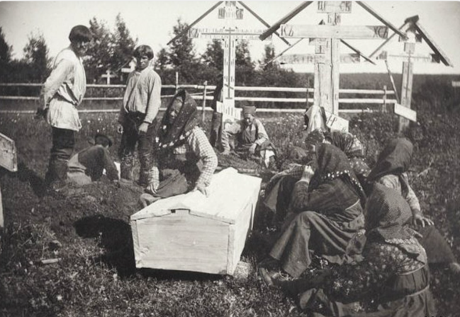 Глубина могилы у русских: почему до сих пор действует норма, установленная Петром I