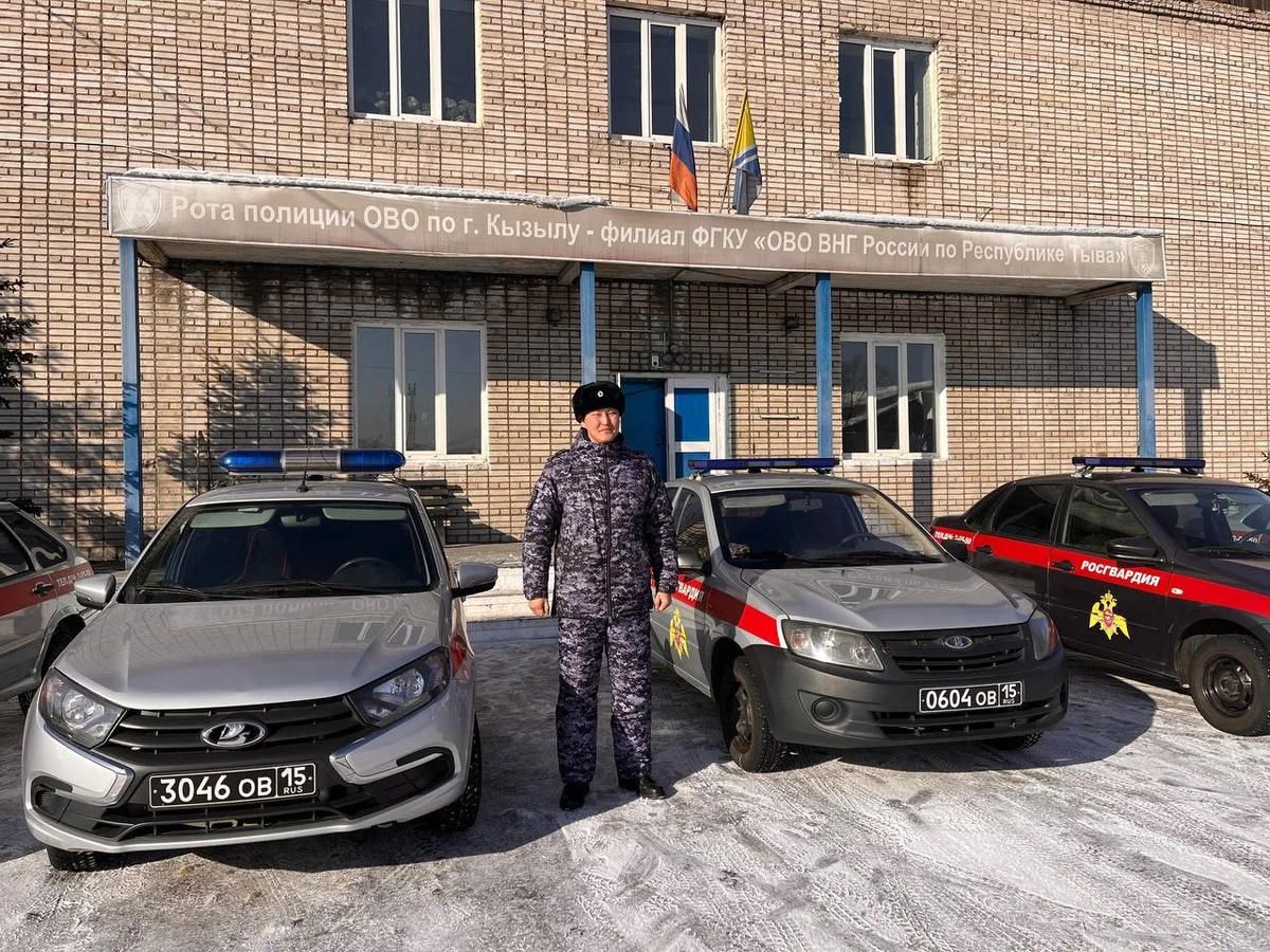 Летом 2018 года, после долгих комиссий и проверок, Орлан Тюлюш устроился работать в Отдел вневедомственной охраны Управления Росгвардии по РТ)