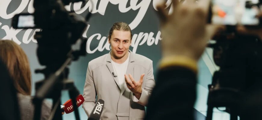    Владимир Тарасов, красноярский режиссёр, продюсер кино и рекламы, в интервью для сайта Школы журналистики имени Владимира Мезенцева при Центральном Доме журналиста рассказал об экстремальном кинопроизводстве и тонкостях профессии режиссёра. Виктория Колабина