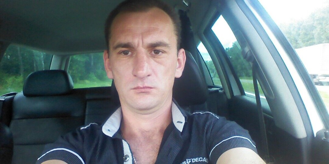 Жили полгода, пока не увидела в телефоне сожителя (30 лет) переписку с его мамой, где он называет меня «временным аэродромом»