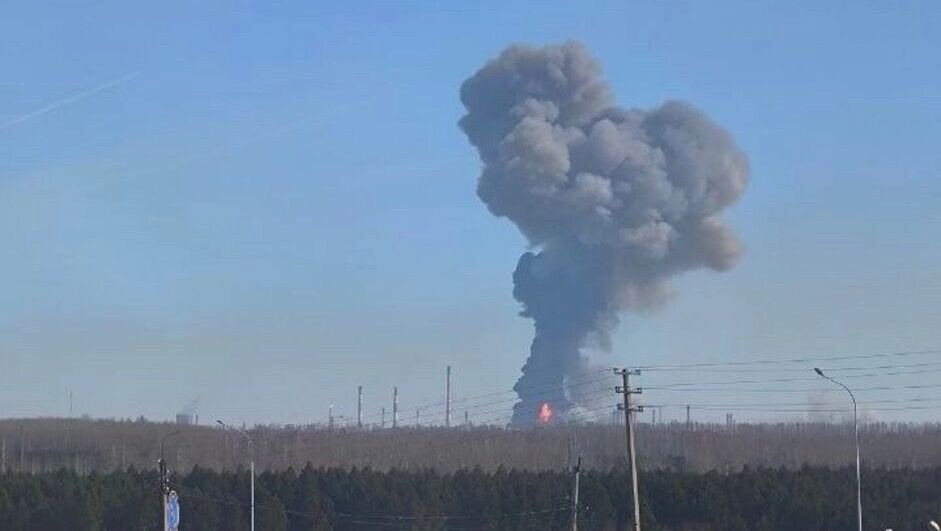     Источник: Пользователь Elya в Telegram-канале «Нижнекамск.Жесть»