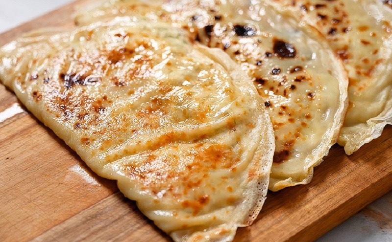 Домашние лепёшки за 15 минут: простая альтернатива хлебу без замеса и раскатки