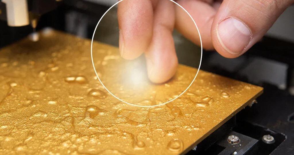 Смерть покрытий: почему отслаивается текстурированное покрытие PEI на гибких пластинах и как вернуть ему липкость.