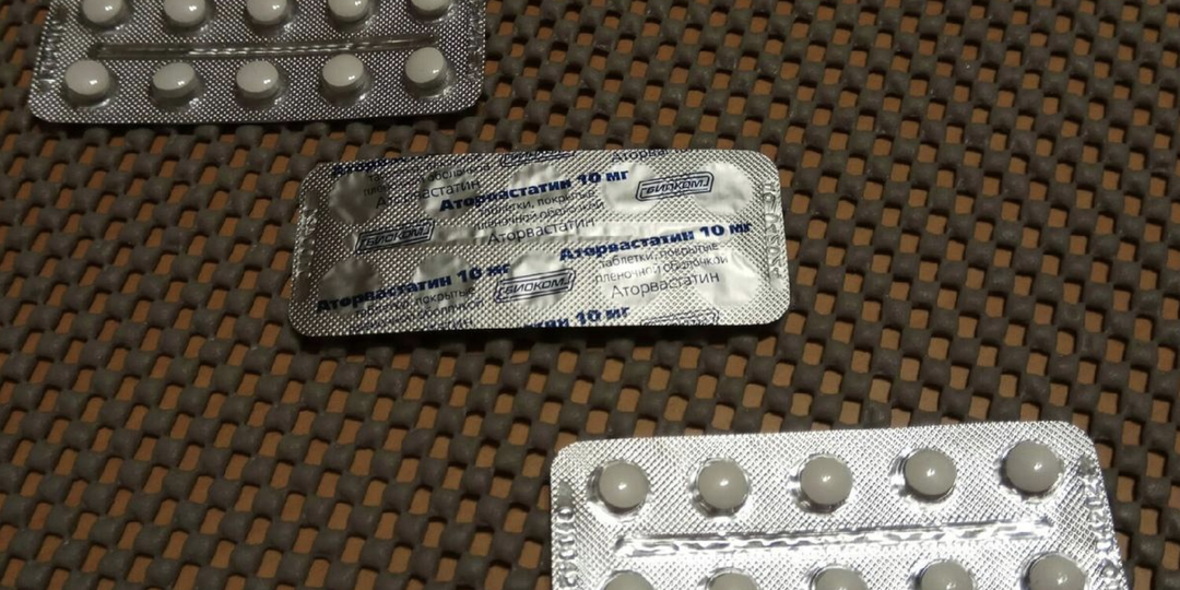 «Боюсь за печень»: правда ли статины опаснее атеросклероза?