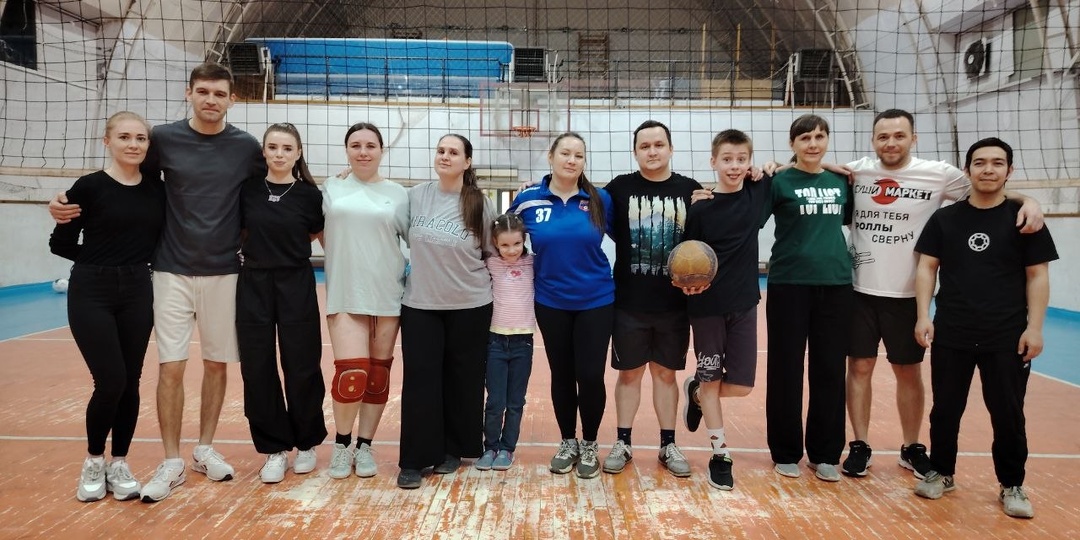 Эффект памяти, выбитые пальцы и «командный дух»: как я решил вспомнить волейбольное детство