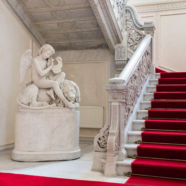 Парадная лестница в особняке Грачева, Поварская дом 7