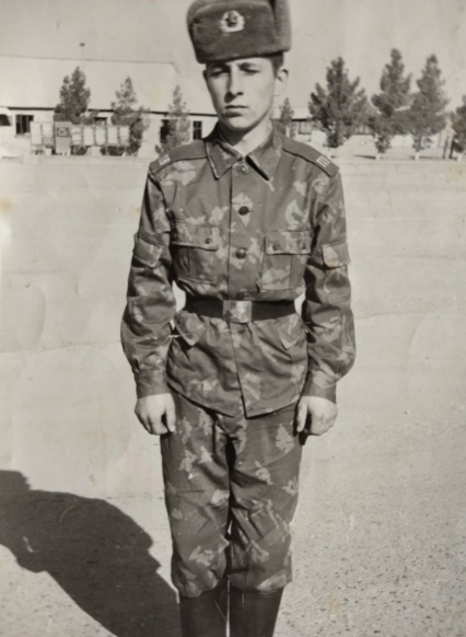 Рядовой ПВ КГБ СССР В. Пучко