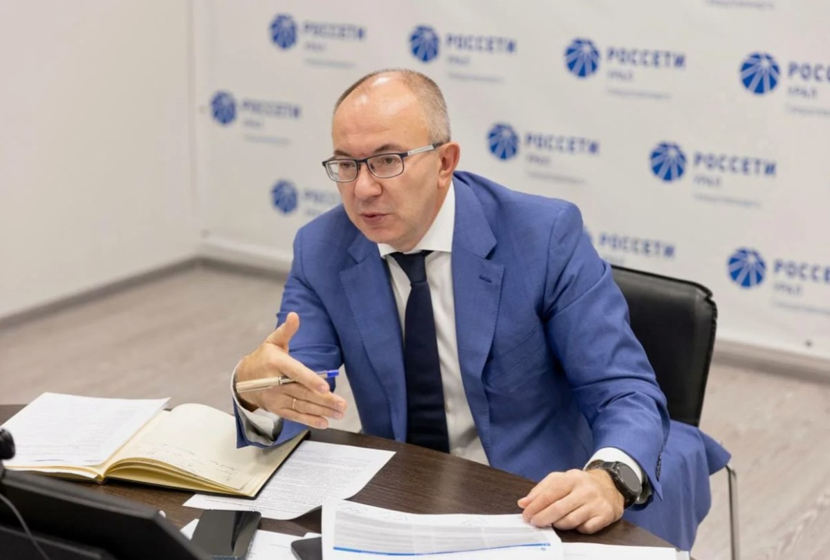Дмитрий Воденников. Фото: https://avatars.mds.yandex.net/i?id=d9119a6f7d5b6885e4aa674847014334_l-9264723-images-thumbs&n=13