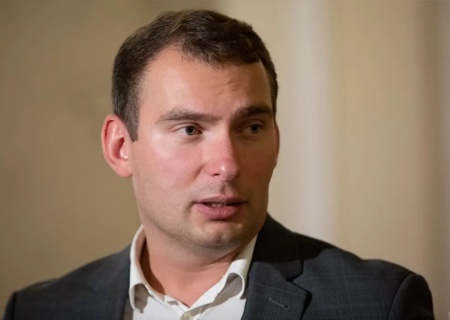    Железняк из группировки «соросят» возмущён тем, что Украина не взяла кредитов почти на $8 млрд