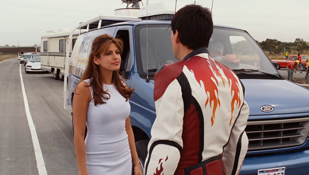 Поговорить хотел... Мы не виделись с тобой 56 тысяч лет! (с) Кадр из фильма