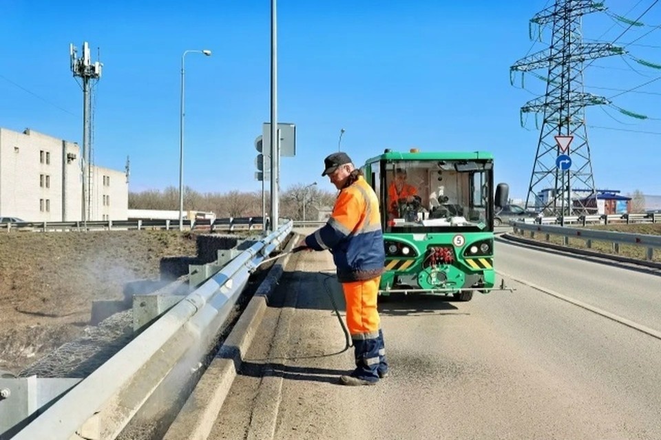   Мэр города Иван Носков утвердил сроки проведения работ по наведению порядка после зимы. администрация Самары