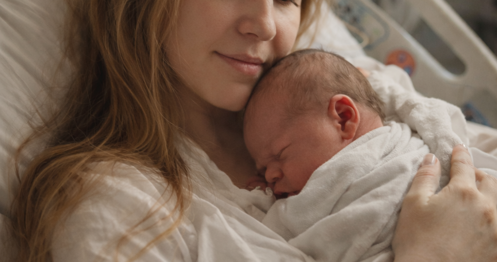 Что происходит в роддоме после родов: с тобой и с малышом