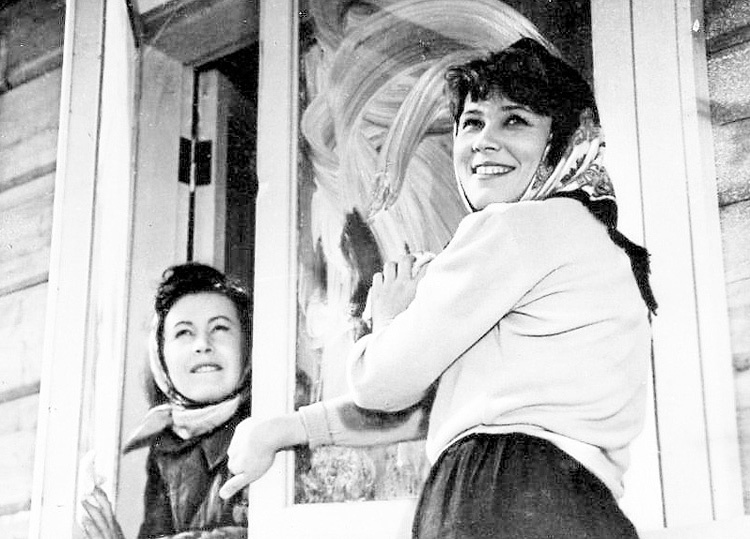 Люсьена Овчинникова- темная судьба «солнечного зайчика»