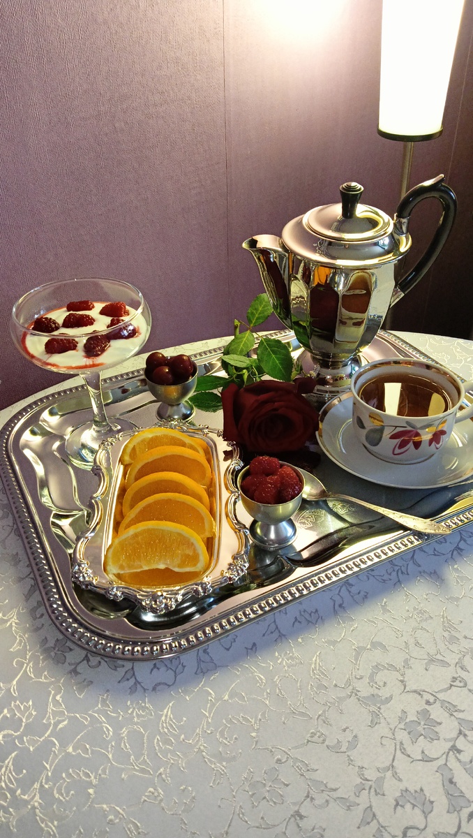 Первые итоги винтажно-посудного года. Фото автора 