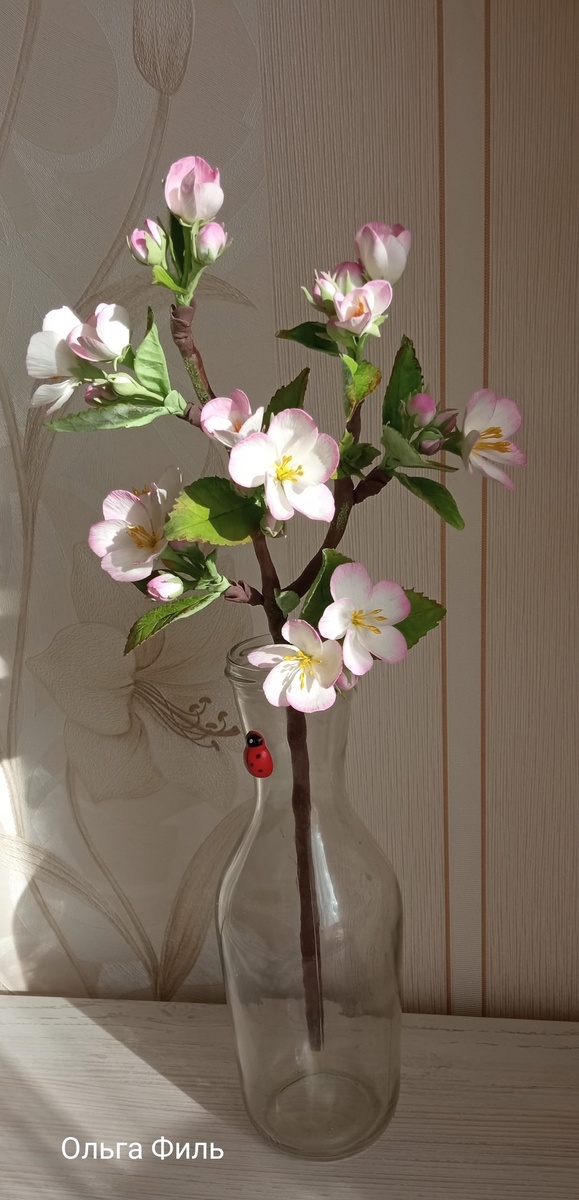 Работа ученицы Мира лепки, выполненная из зефирной глины