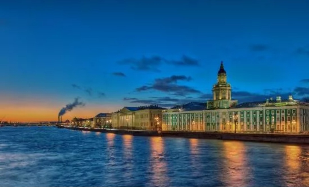 Университетская набережная Санкт-Петербург