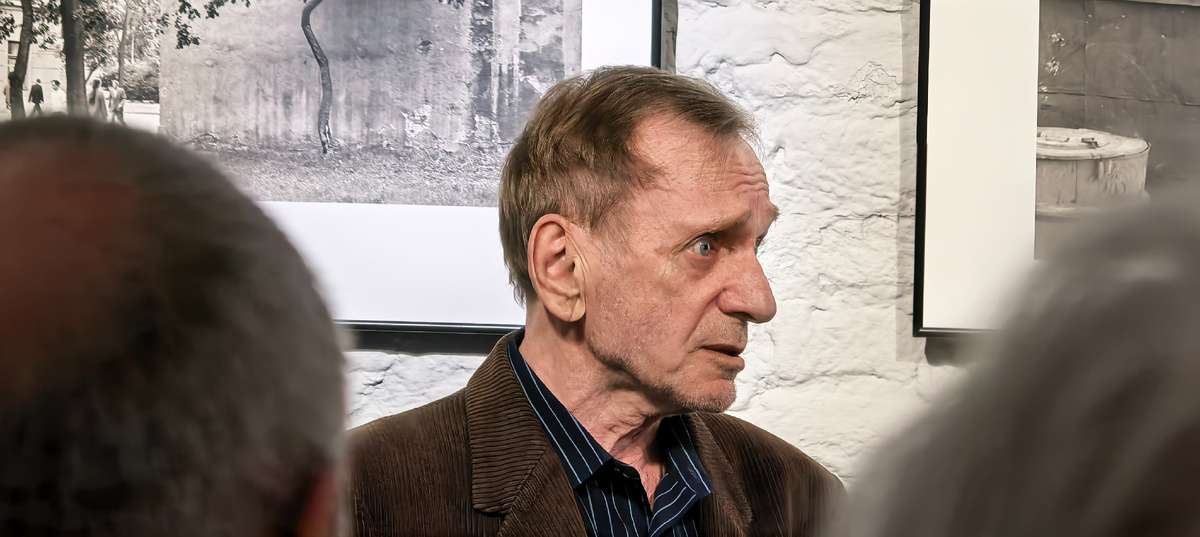 С. ПОДГОРКОВ на открытии своей выставки/фото - авторское право #di_vito