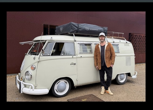    Источник: Социальные сети | Говард Дональд из Take That продаёт любимый дом на колёсах