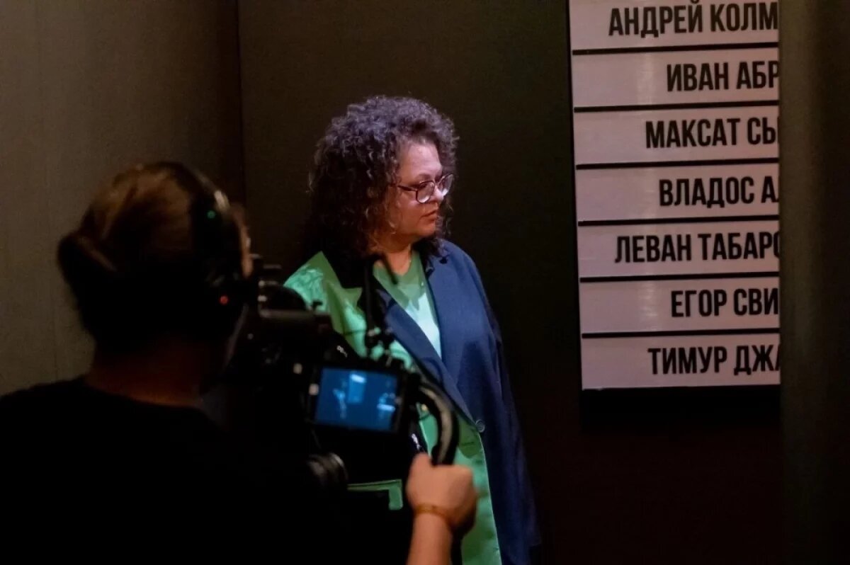    Для зрителя нет особой разницы, какого возраста комик.