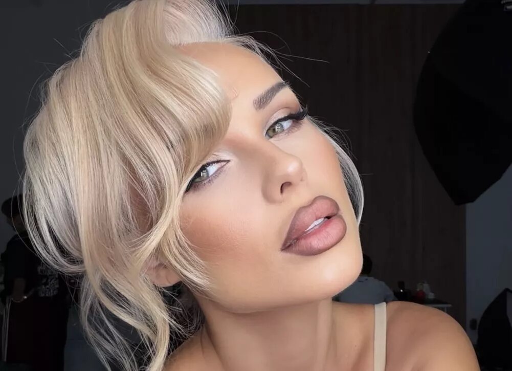    Ханна избавилась от интимной проблемы: "Это больно!"
