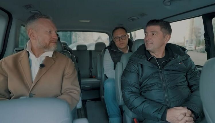    Скриншот видео