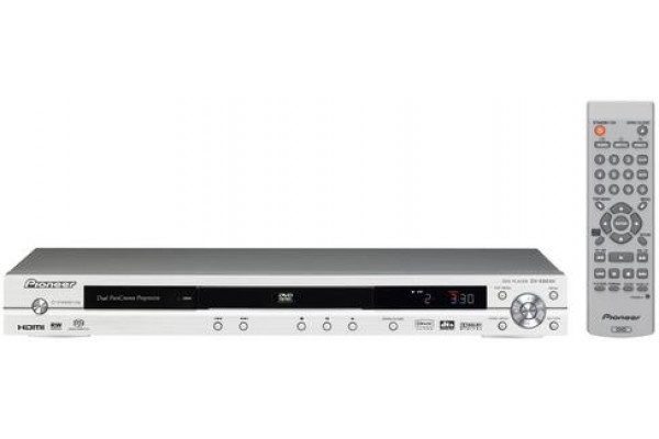 Вот этот красавец, мне он достался бесплатно от папы, аппарат старый но есть порох в пороховницах 