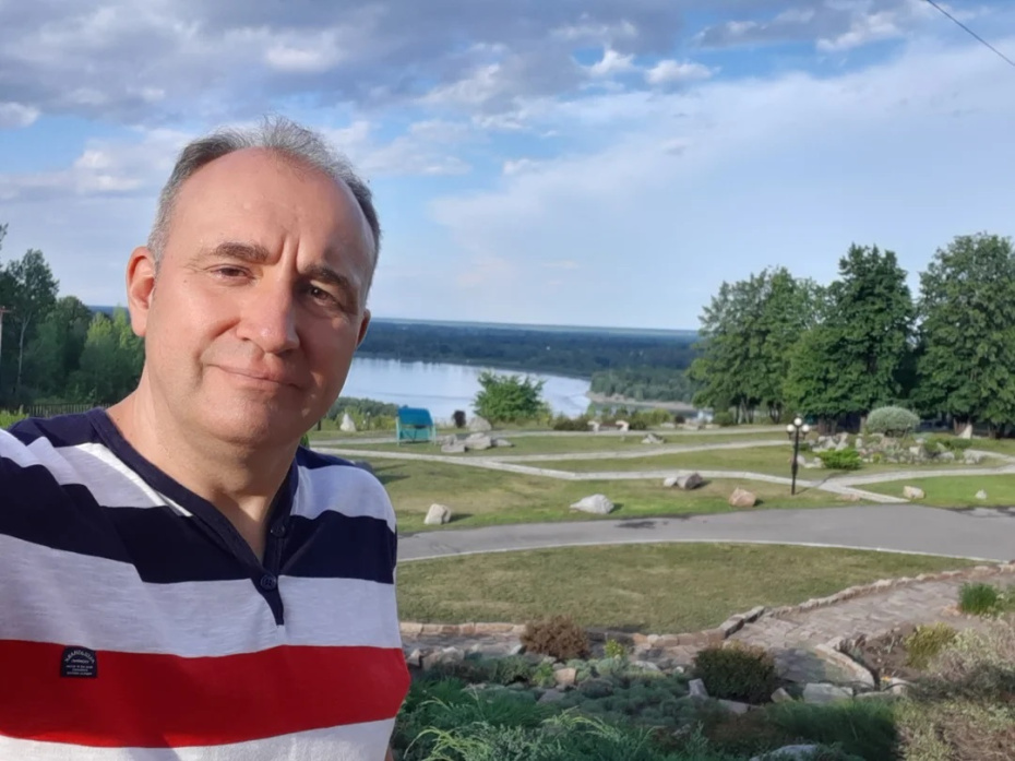    Социальные сети