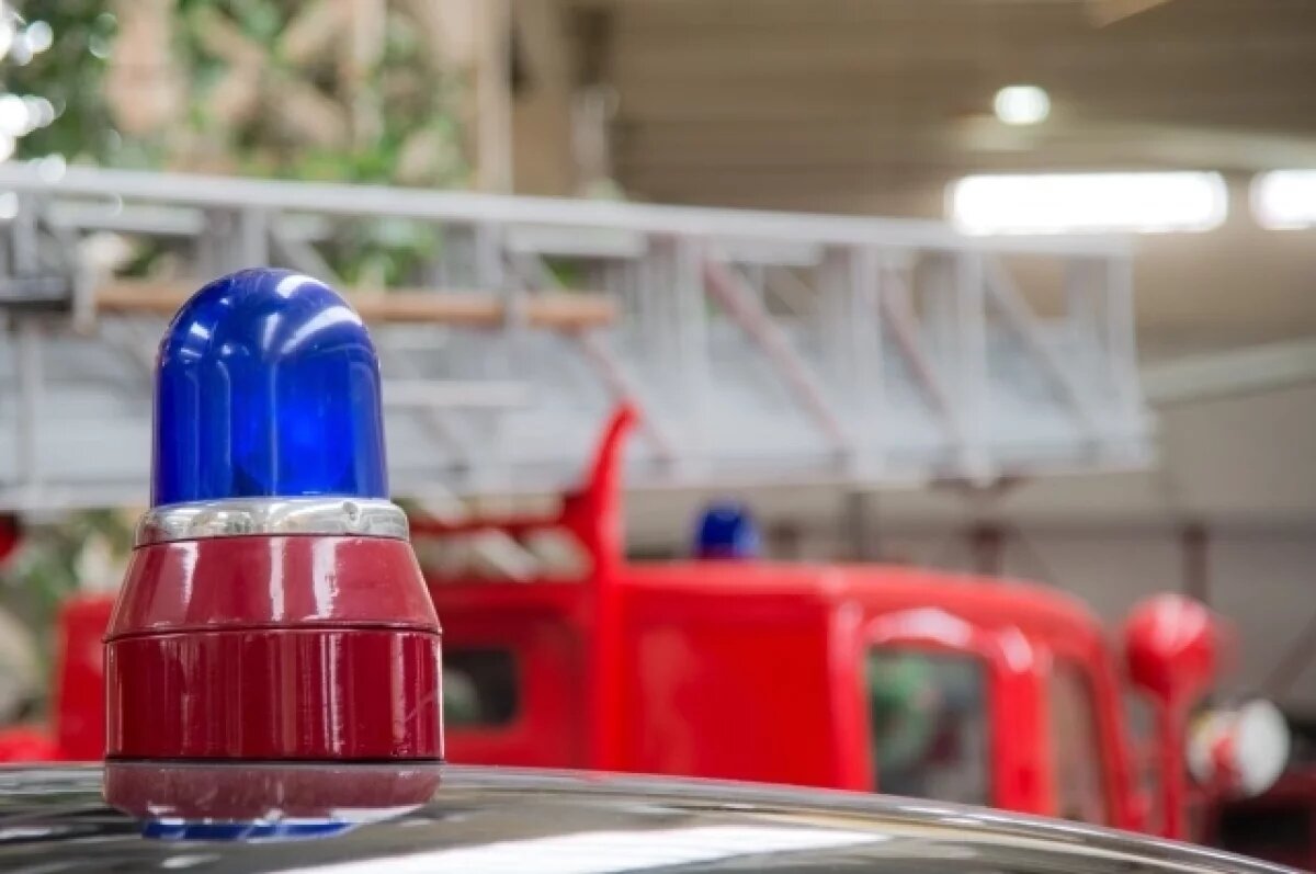    В Нижнекамске при тушении возгорания на заводе погиб пожарный