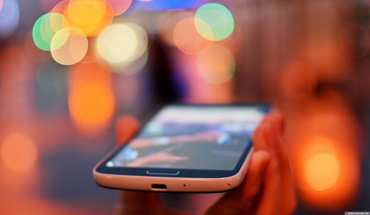     Телефон в городе   
Иван Лазебный © ИА Красная Весна