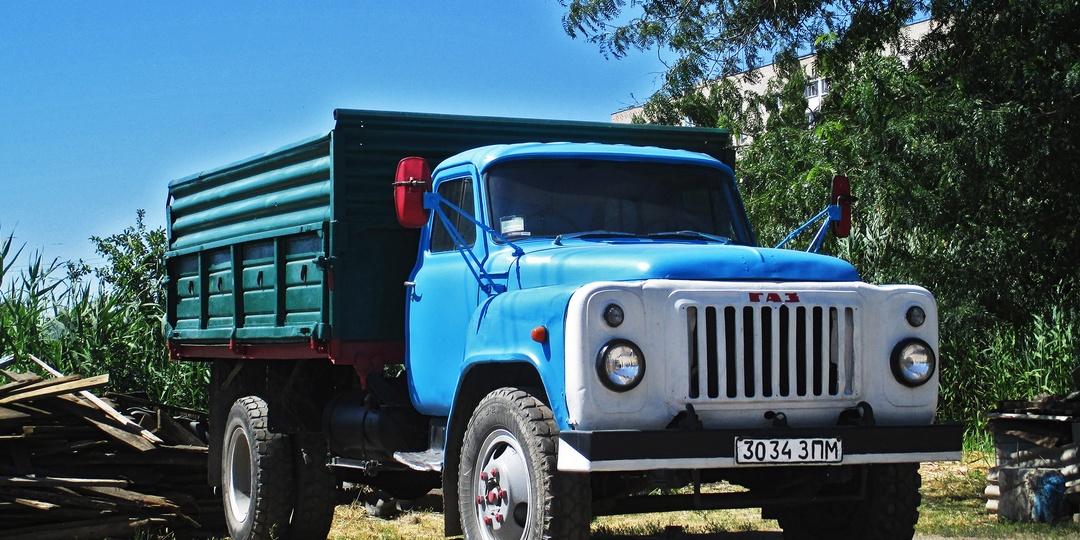 😄ГАЗ-53: Рабочая лошадка, которую не убить. 5 фактов, о которых молчат в инструкции.